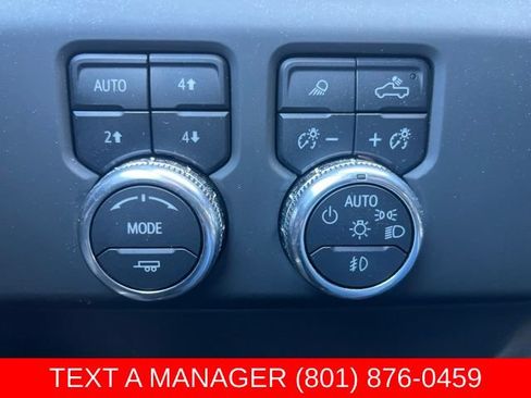 Used 2024 GMC Sierra 1500 Denali w/ Denali Reserve Package AWD/4WD image 31