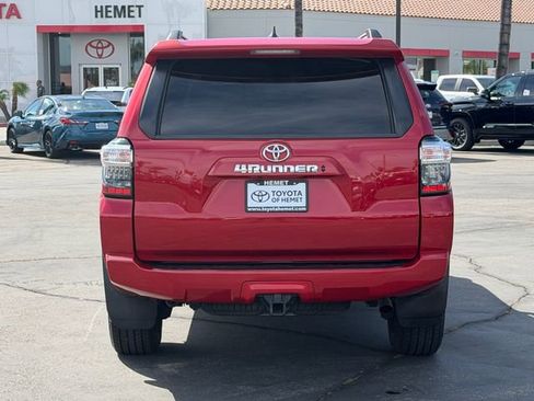 Used 2021 Toyota 4Runner SR5 RWD image 7
