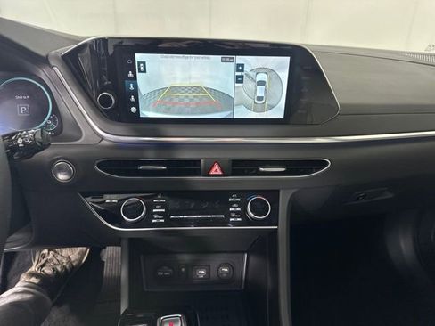 Used 2023 Hyundai Sonata Limited image 22