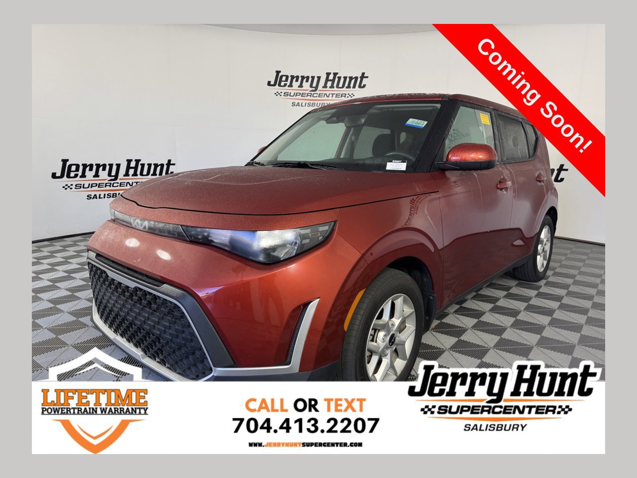 Used 2025 Kia Soul LX w/ LX Technology Package FWD image 1