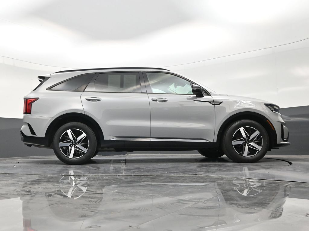 Used 2023 Kia Sorento EX w/ Panoramic Sunroof Package FWD image 26
