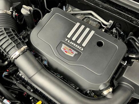 New 2025 Cadillac XT5 Premium Luxury image 17