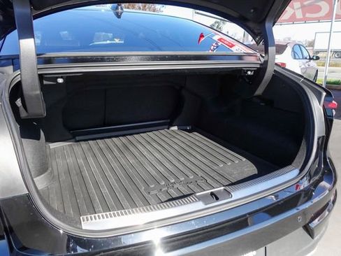 Certified 2025 Toyota Crown Nightshade image 31