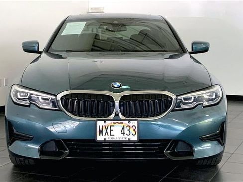 Used 2021 BMW 330i Sedan w/ Convenience Package RWD image 3