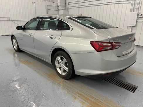 Used 2022 Chevrolet Malibu LT FWD image 4