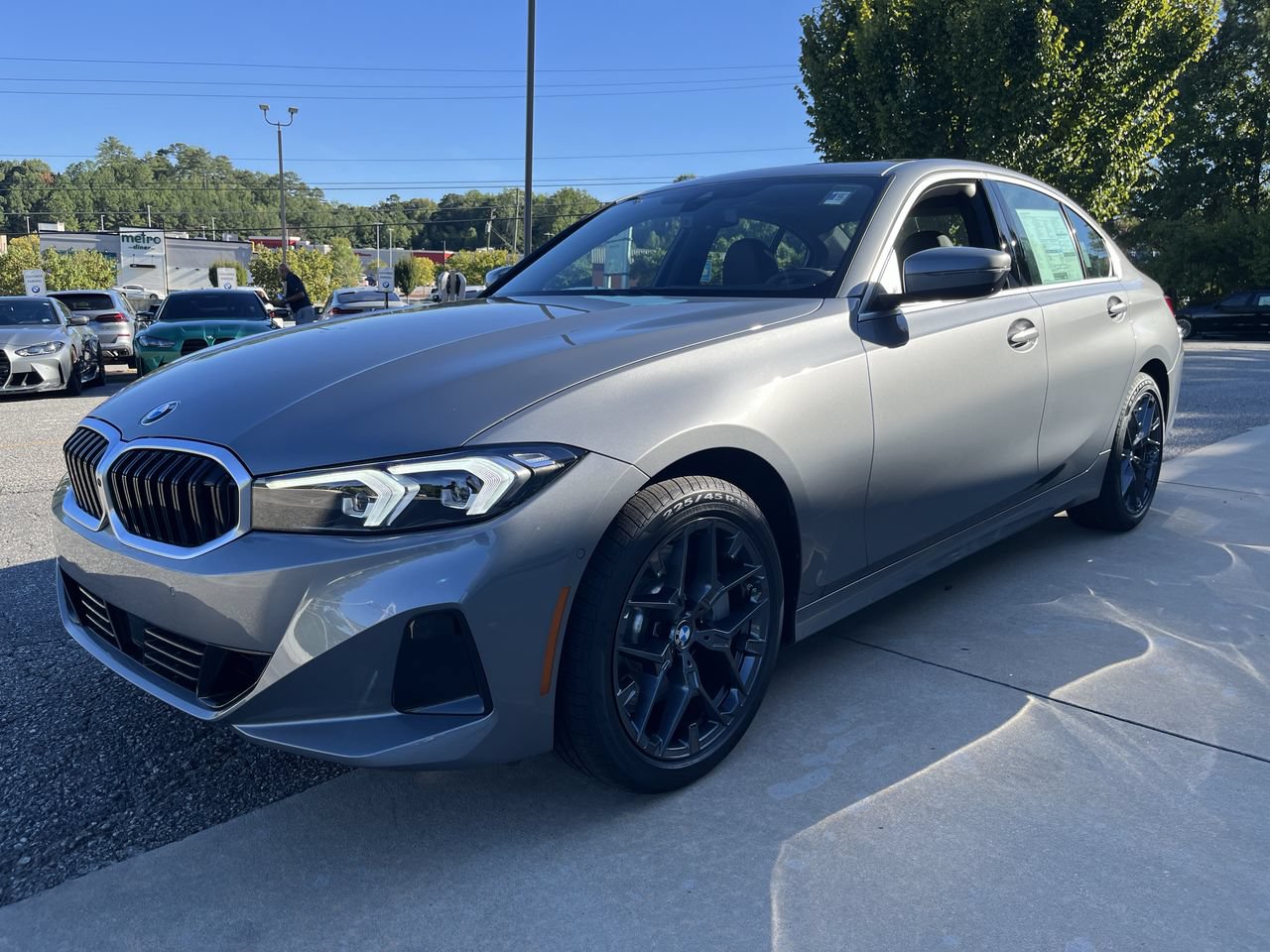 Certified 2026 BMW 330i xDrive Sedan w/ Premium Package AWD/4WD image 4