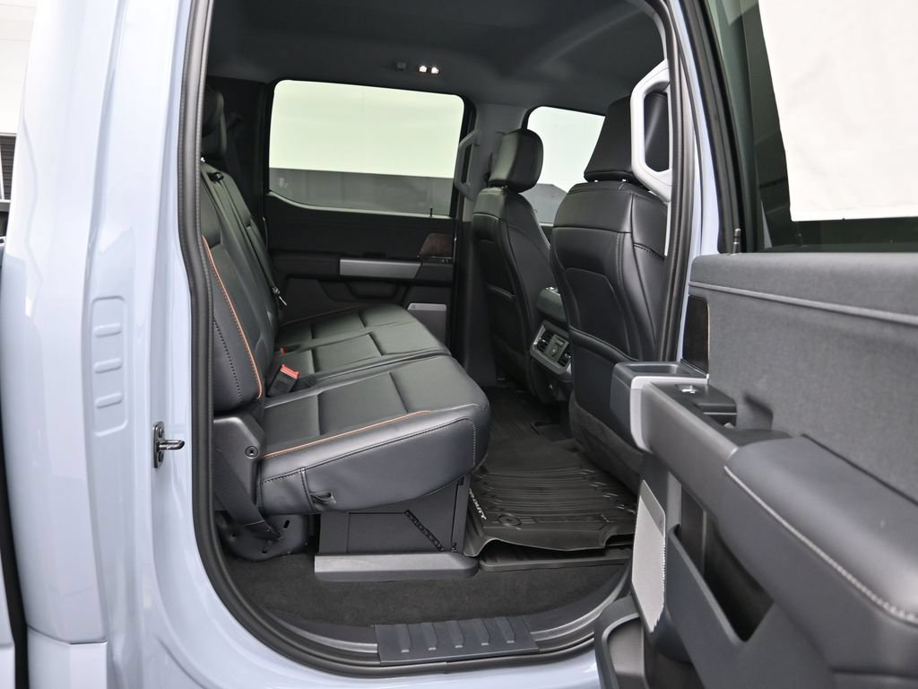 New 2026 Ford F250 Lariat w/ Black Appearance Package AWD/4WD image 26