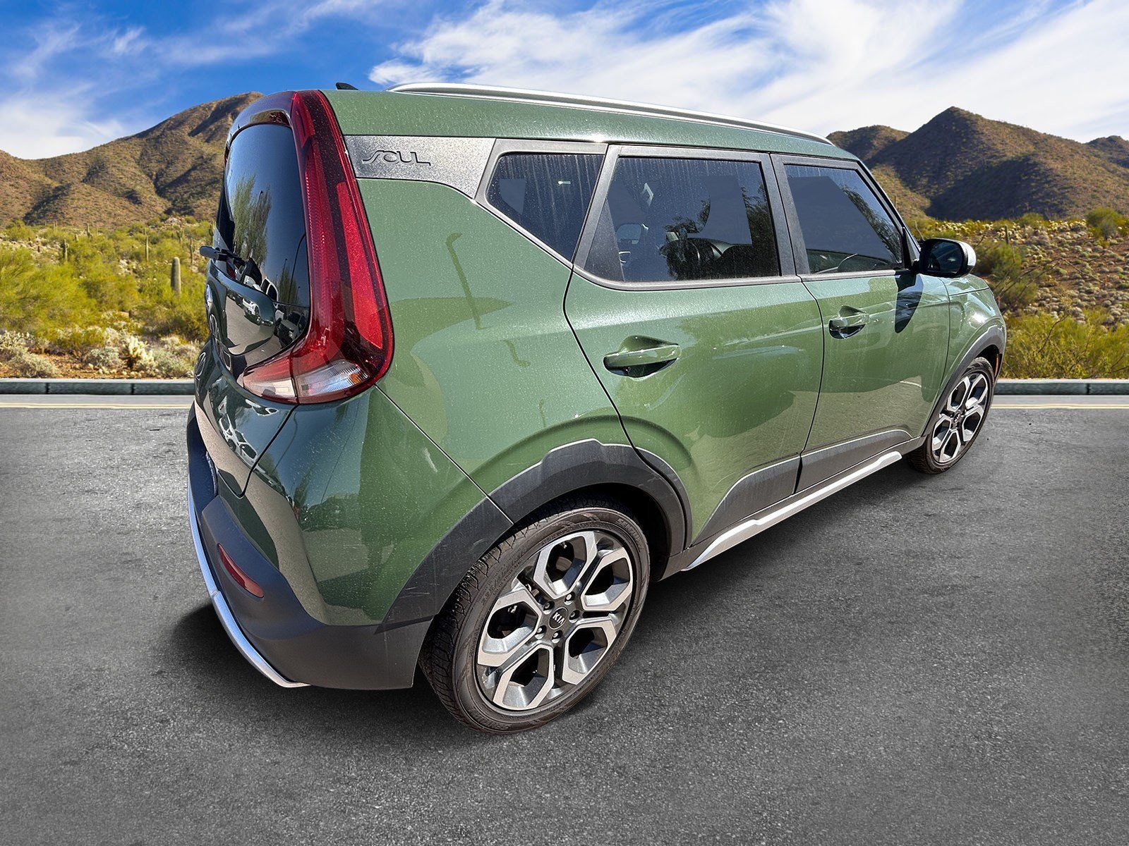 Used 2020 Kia Soul X-Line FWD image 4