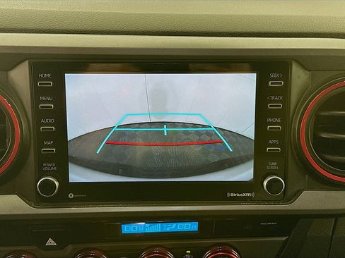 Used 2023 Toyota Tacoma TRD Off-Road image 21