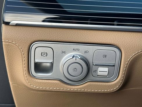 New 2026 Mercedes-Benz GLE 580 4MATIC image 28