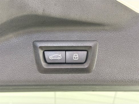 Used 2025 BMW X7 M60i w/ Executive Package AWD/4WD image 46