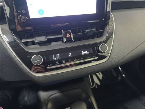 Certified 2024 Toyota Corolla LE FWD image 21