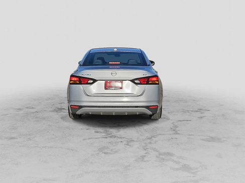 Used 2023 Nissan Altima 2.5 SV image 7
