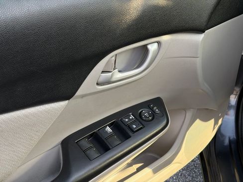Used 2013 Honda Civic LX image 12