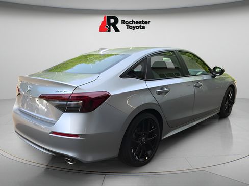 Used 2025 Honda Civic Sport image 7