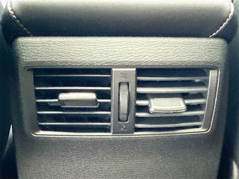 New 2026 Mitsubishi Outlander SE image 27