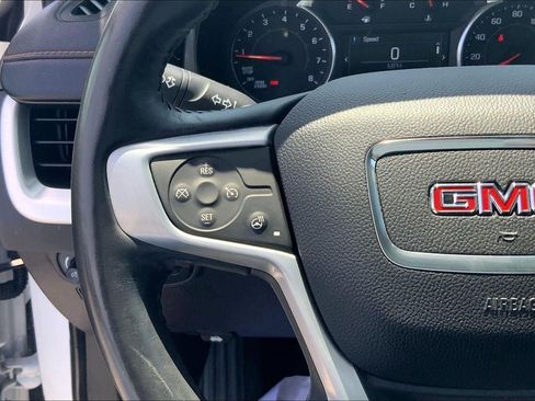 Used 2018 GMC Terrain SLT w/ Preferred Package AWD/4WD image 17