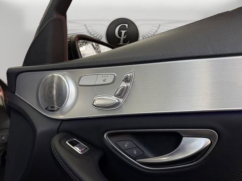 Used 2019 Mercedes-Benz C 300 Sedan image 18