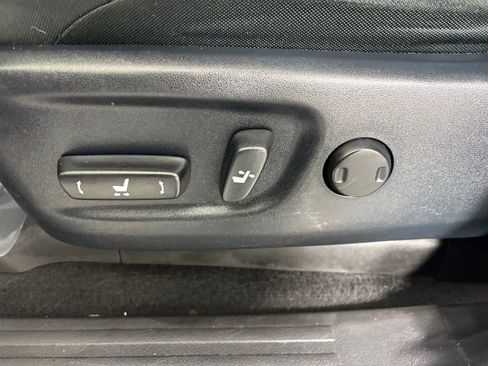 Used 2018 Toyota 4Runner SR5 image 15