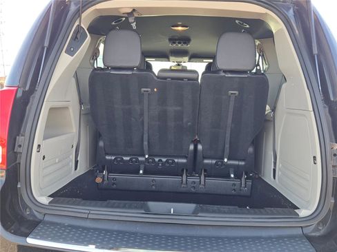 Certified 2019 Dodge Grand Caravan SXT FWD image 20