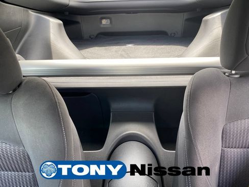 Used 2017 Nissan 370Z Coupe RWD image 36