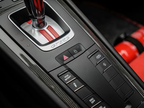 Used 2019 Porsche 911 GT2 RS RWD image 75