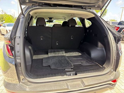 Used 2022 Hyundai Tucson SEL w/ Cargo Package AWD/4WD image 11