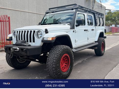 Used 2020 Jeep Gladiator Overland image 1