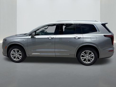 New 2025 Cadillac XT6 Luxury image 8