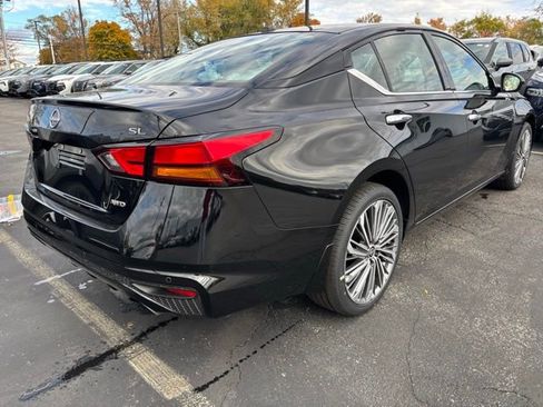 New 2025 Nissan Altima 2.5 SL image 4