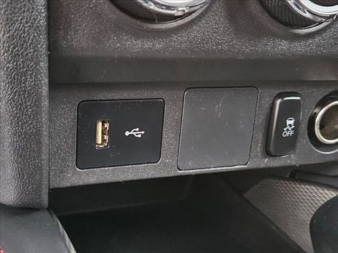 Used 2019 Mitsubishi Outlander Sport ES FWD image 21