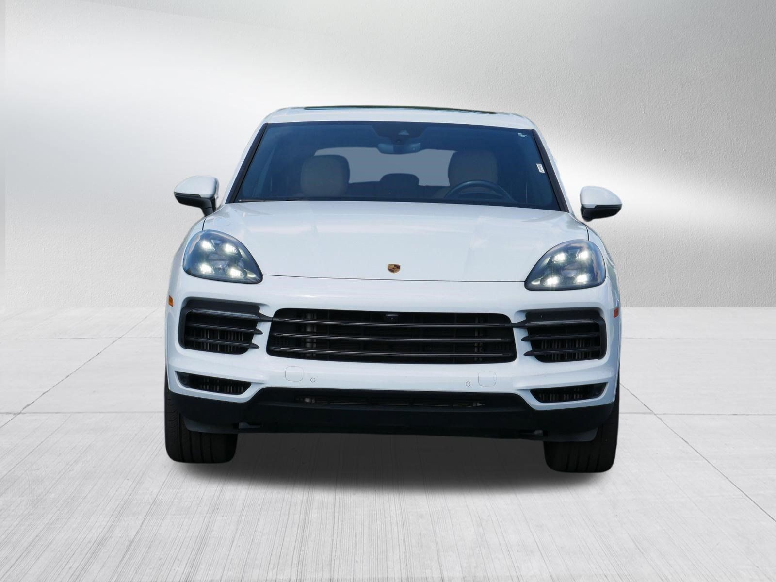 Used 2023 Porsche Cayenne S Platinum AWD/4WD image 2