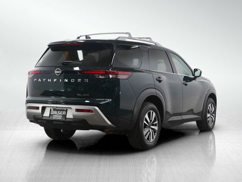 Used 2023 Nissan Pathfinder SL image 5