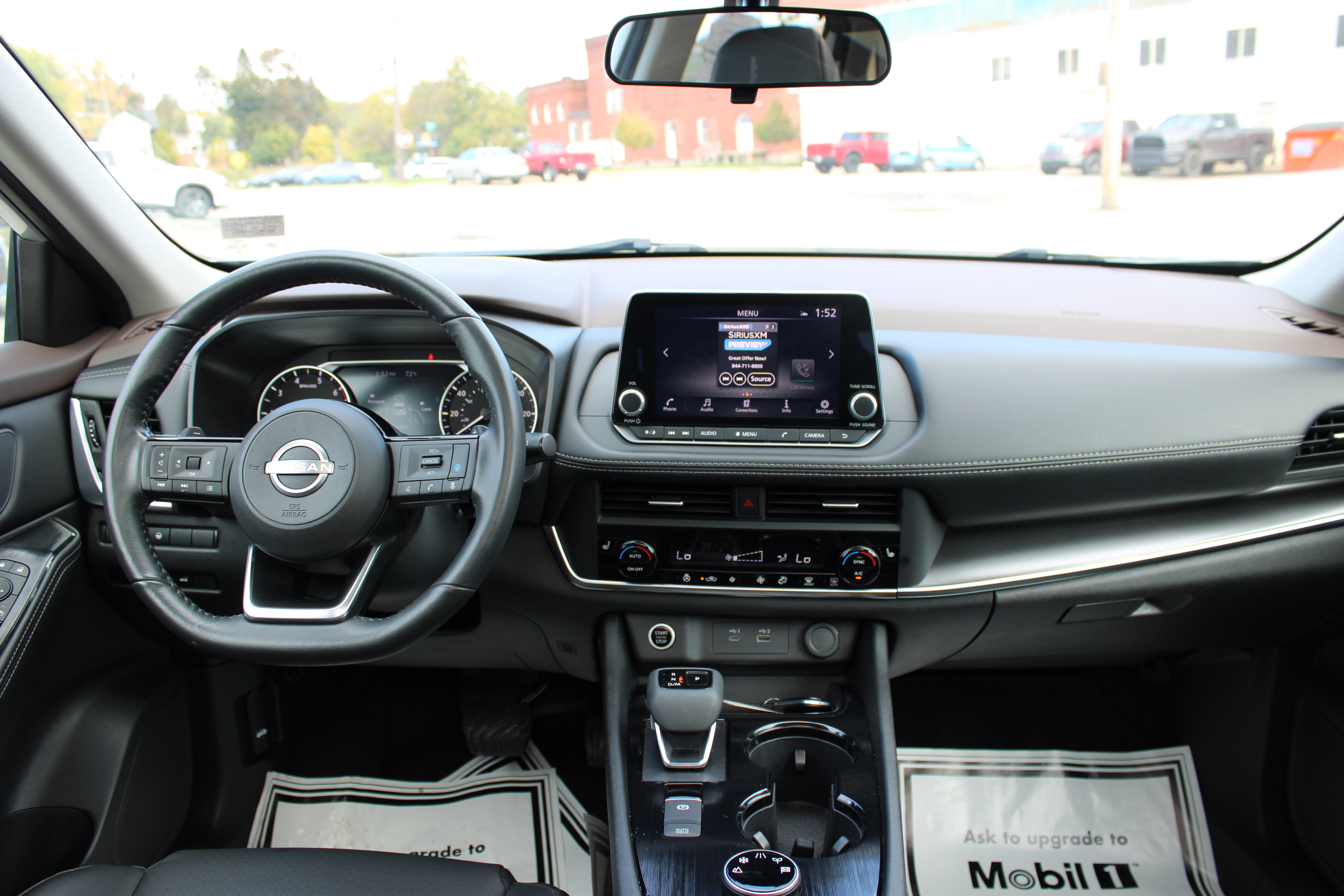 Certified 2023 Nissan Rogue SV w/ SV Premium B Package AWD/4WD image 17