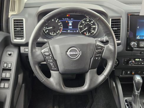 Used 2024 Nissan Frontier SV w/ SV Convenience Package image 23
