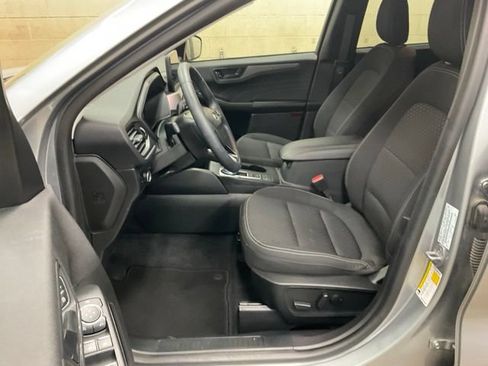 Used 2023 Ford Escape Active AWD/4WD image 8