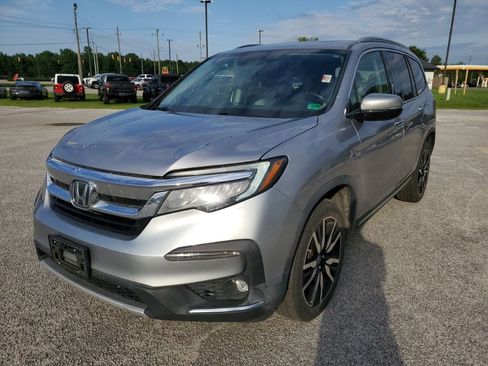 Used 2020 Honda Pilot Touring image 2
