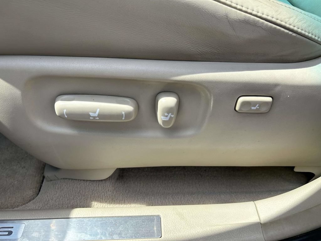 Used 2006 Lexus RX 330 AWD w/ Premium Plus Pkg image 14
