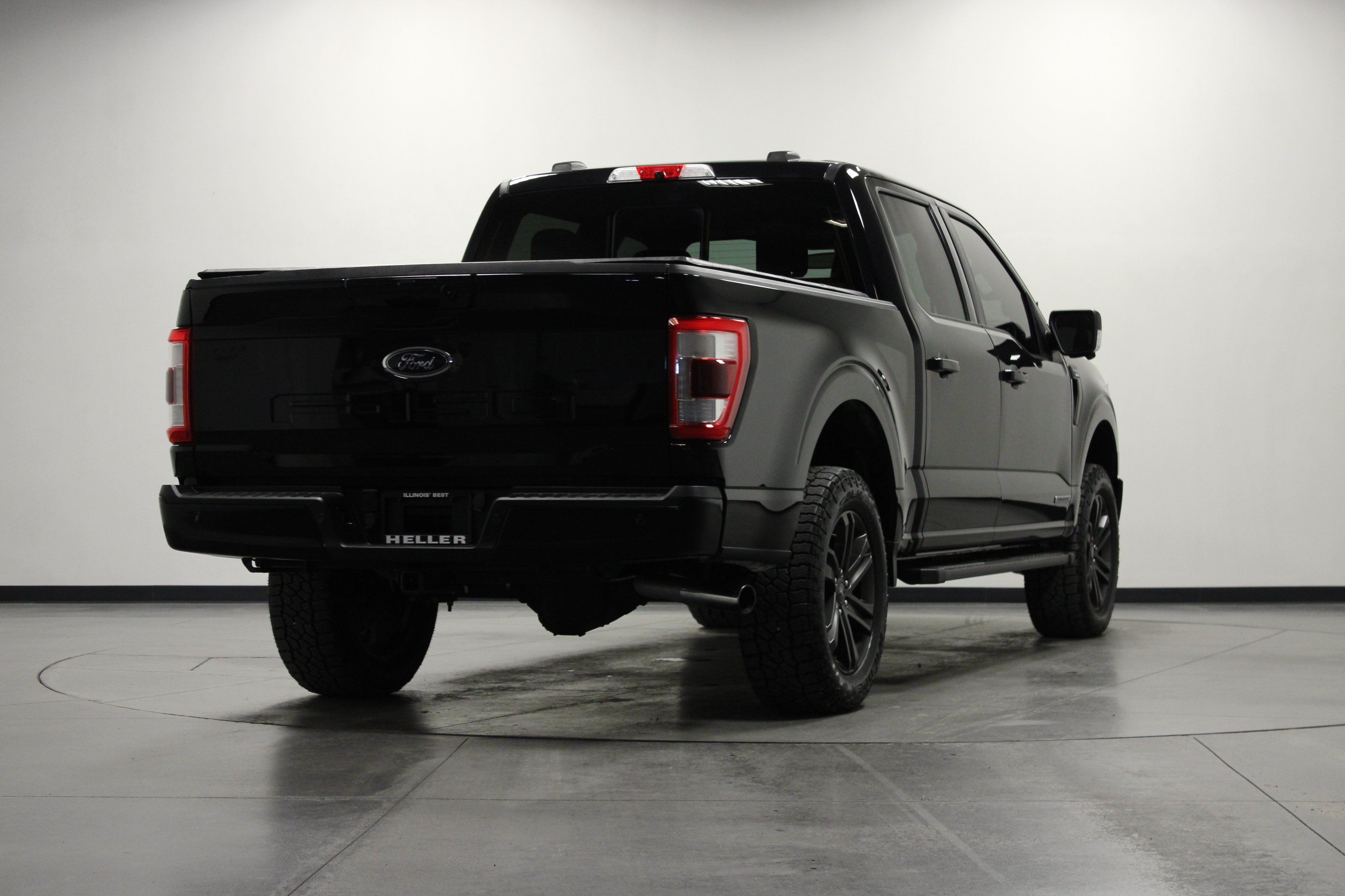 Used 2021 Ford F150 Lariat w/ Max Trailer Tow Package AWD/4WD image 4