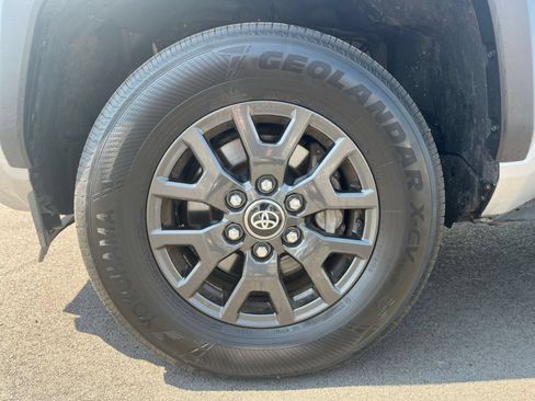 Used 2025 Toyota 4Runner SR5 RWD image 35