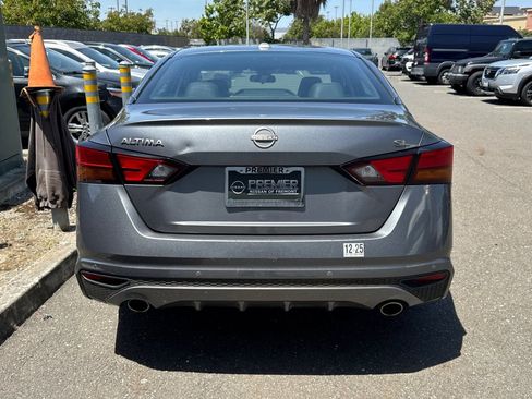 Certified 2023 Nissan Altima 2.5 SL FWD image 6