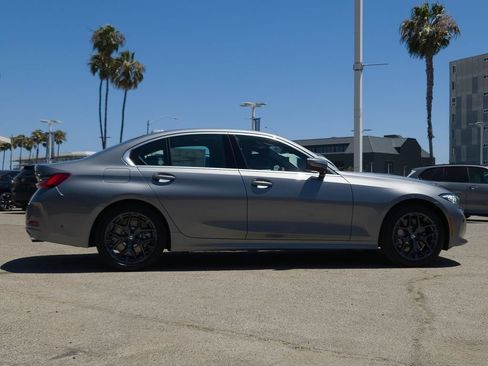 New 2026 BMW 330i Sedan w/ Premium Package RWD image 4