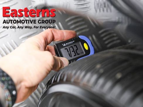 Used 2025 Toyota Corolla LE image 27