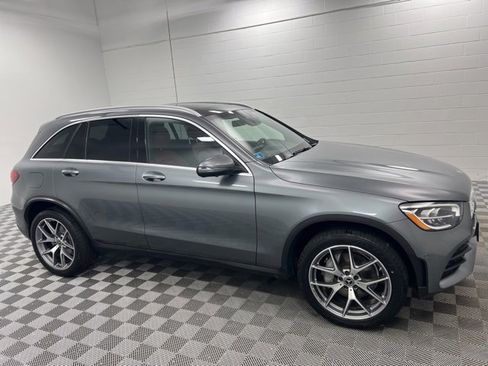 Used 2021 Mercedes-Benz GLC 300 4MATIC image 4