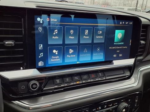 Used 2024 Chevrolet Silverado 2500 High Country w/ High Country Premium Package image 12