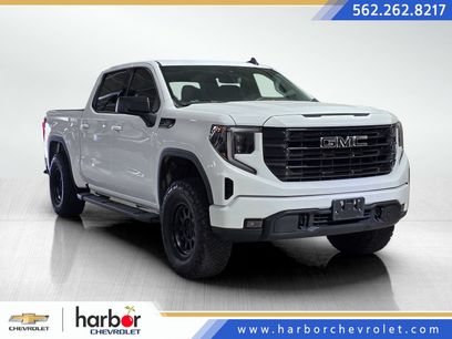 Used 2024 GMC Sierra 1500 Elevation w/ LPO, Elevation Black Package