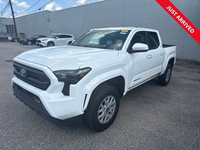 Used 2025 Toyota Tacoma SR5
