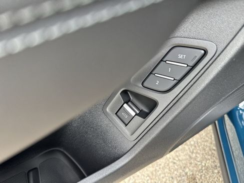 New 2026 Audi Q3 quattro 2.0T AWD/4WD image 9