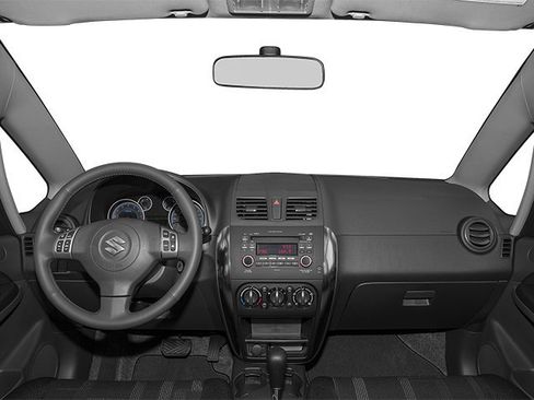 Used 2013 Suzuki SX4 Premium AWD/4WD image 4