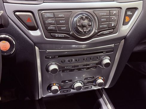 Certified 2020 Nissan Pathfinder SL w/ Cargo Package image 30